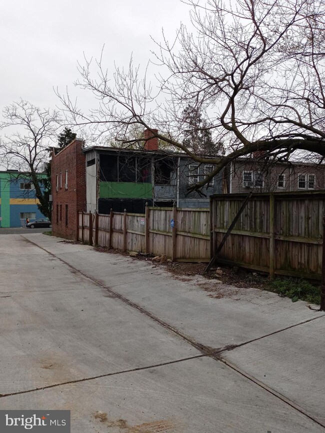 2920 8th St NE, Washington, DC 20017 - photo 2