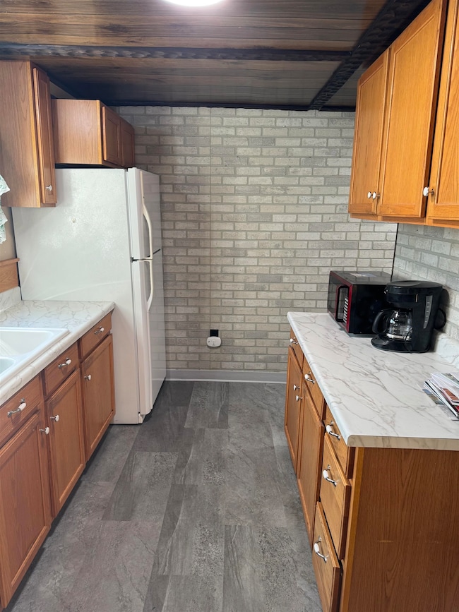 2 Wagon Dr, Brattleboro, VT 05301 - photo 6