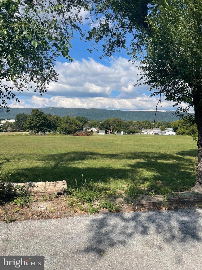 104 Linden Ln, Mercersburg, PA 17236 - photo 6