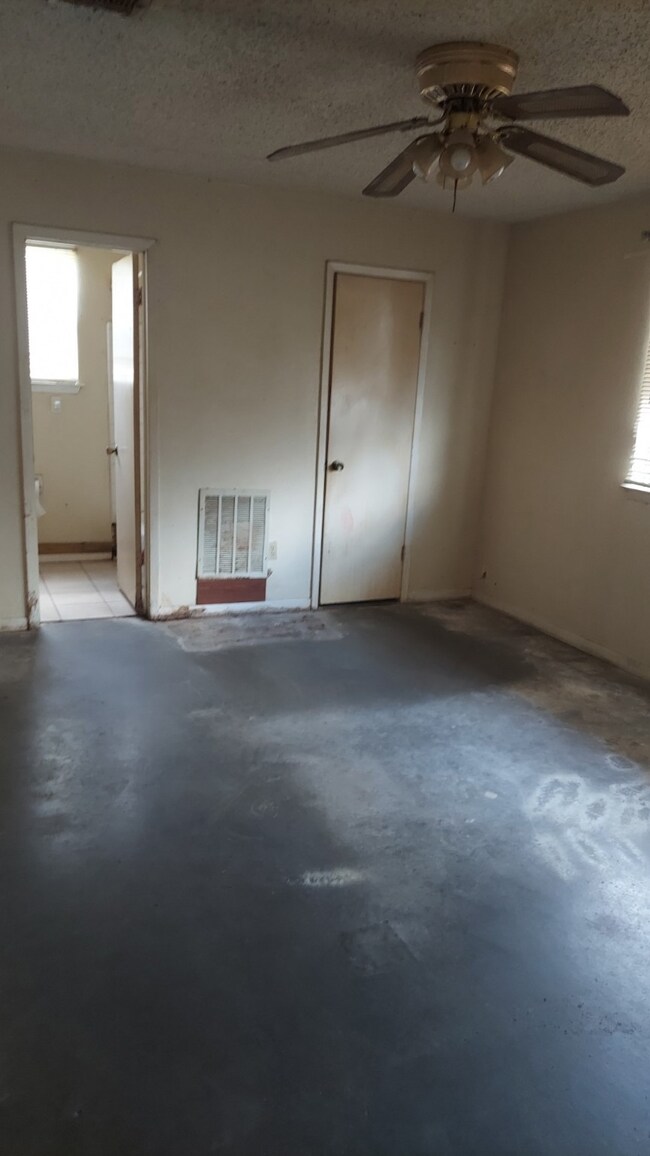 2514 Woodtown Dr, Houston, TX 77038 - photo 5