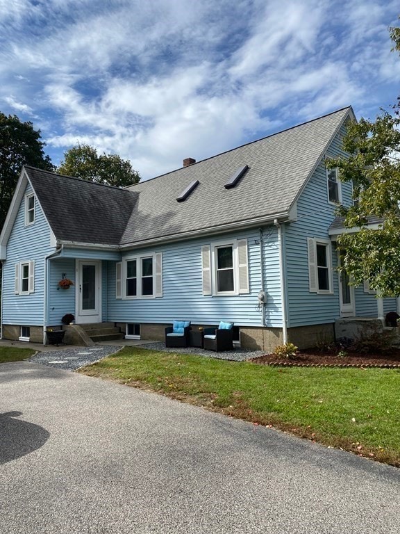 8 Morse Ave, Attleboro, MA 02703 - photo 3