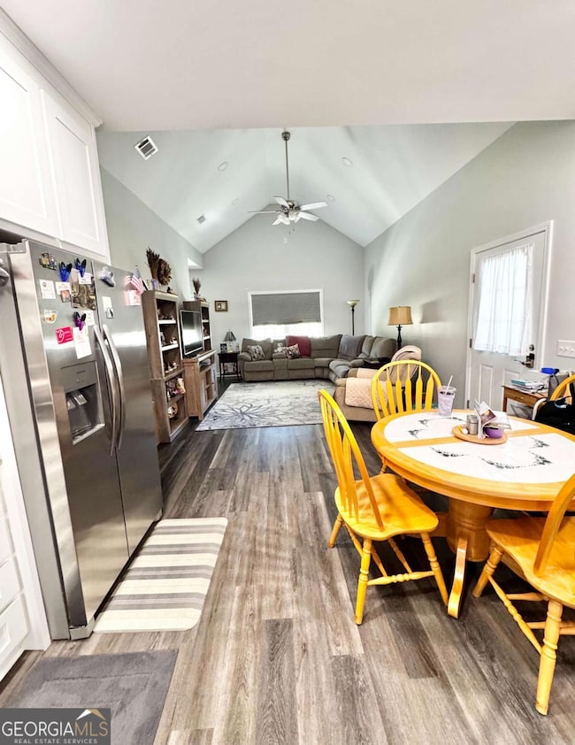 211 E Brazell St, Reidsville, GA 30453 - photo 5