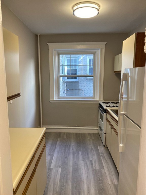 14 Melvin Ave unit 6, Brighton, MA 02135 - photo 7