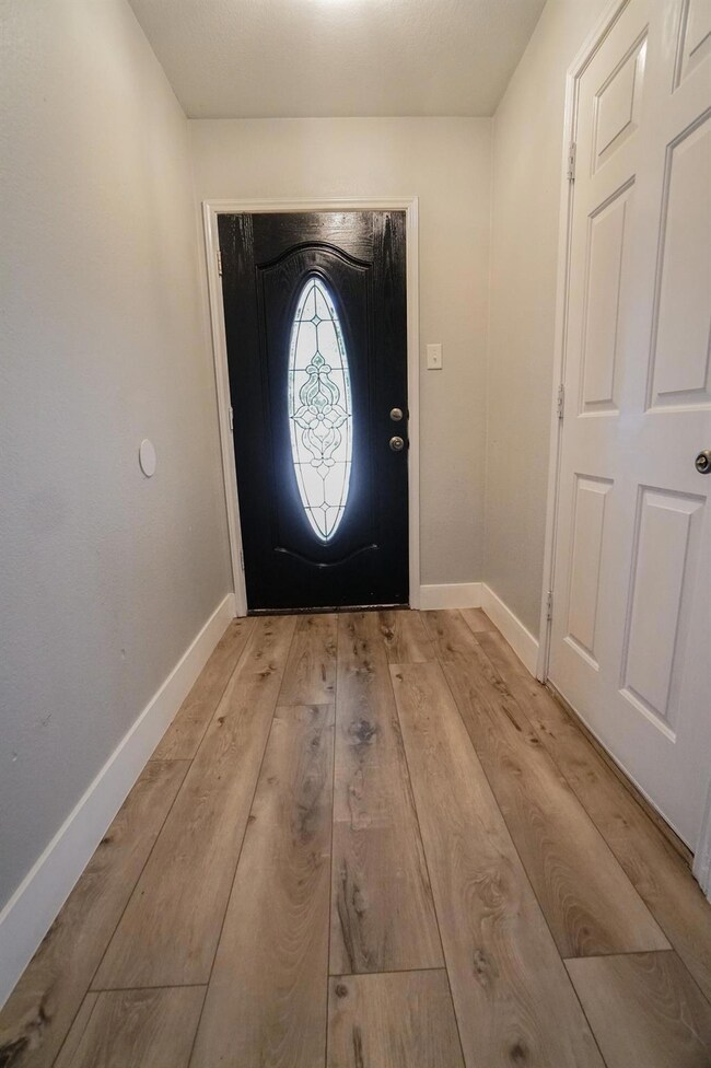 719 Chelsea Dr, Wylie, TX 75098 - photo 3