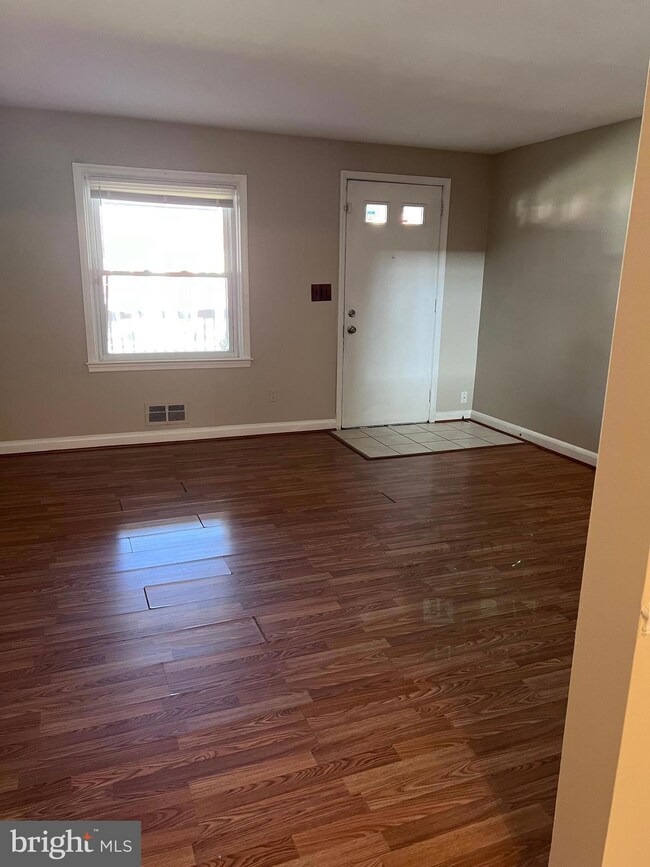 2160 Redthorn Rd, Middle River, MD 21220 - photo 3