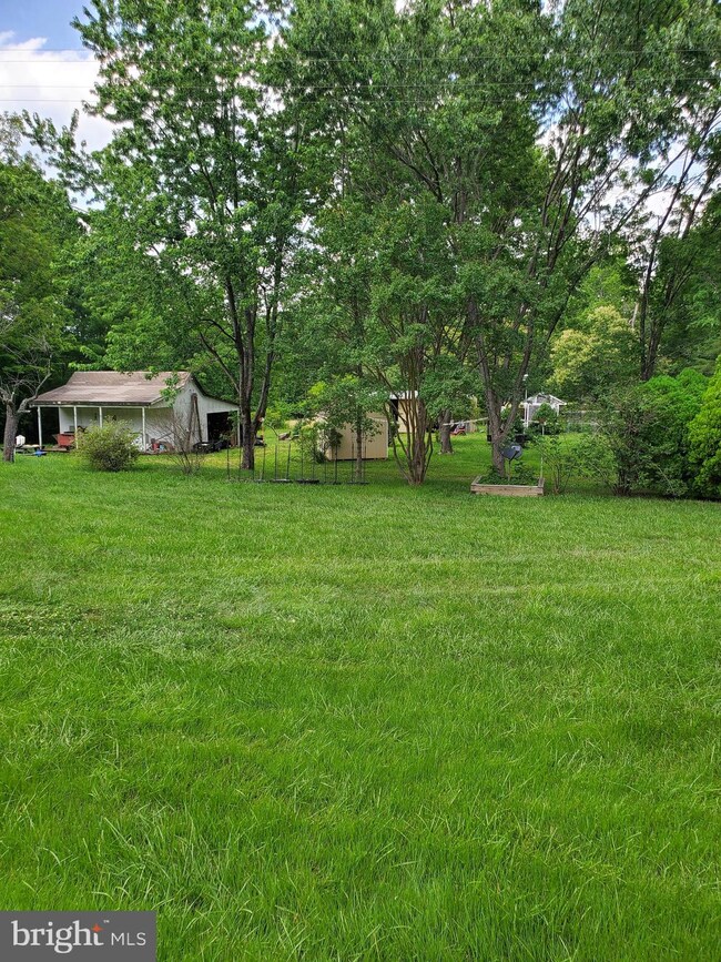 34351 Indiantown Rd, Locust Grove, VA 22508 - photo 4