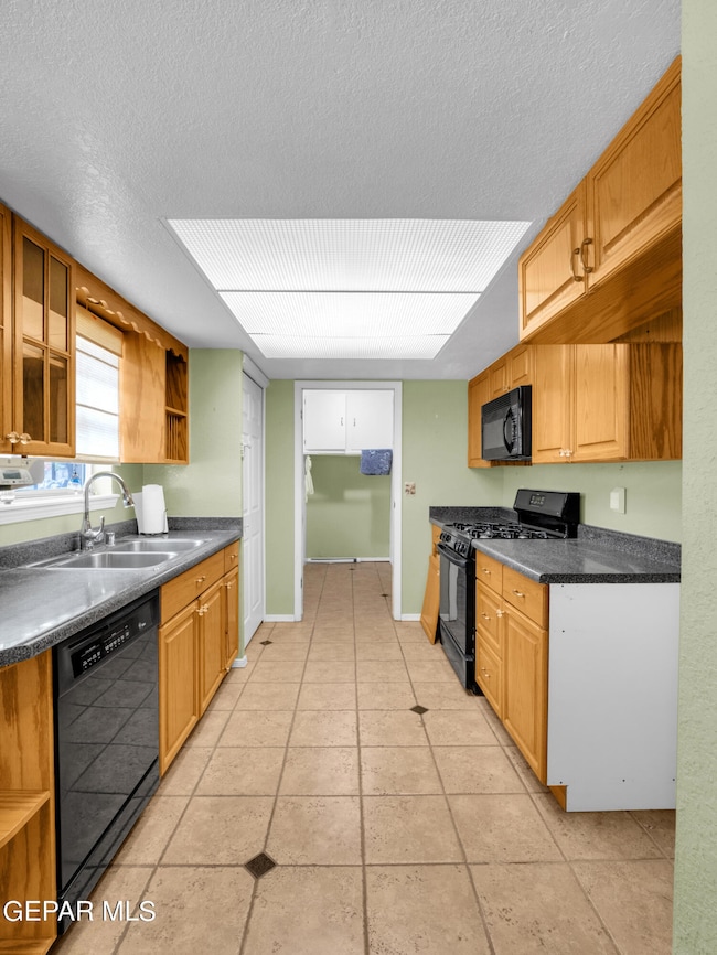 Tim_REMAX_3340_CliffrockLn_072024 2-9