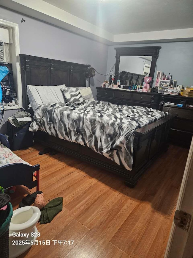 57-12 164th St, Flushing, NY 11365 - photo 6