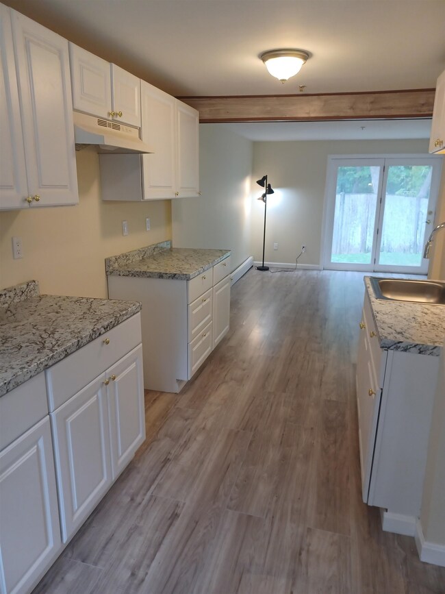 67 Fifth St unit 13, Dover, NH 03820 - photo 7