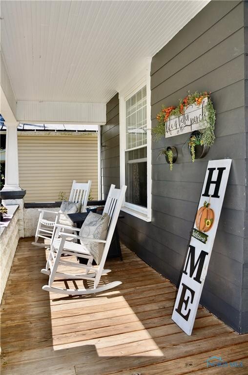 328 E Hardin St, Findlay, OH 45840 - photo 2