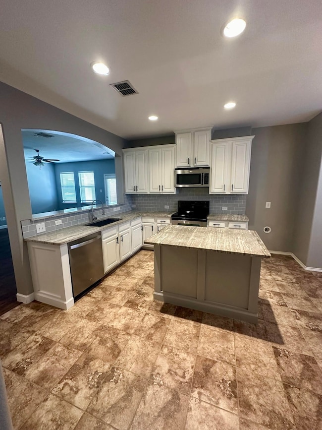 900 Lake Worth Trail, Little Elm, TX 75068 - photo 3