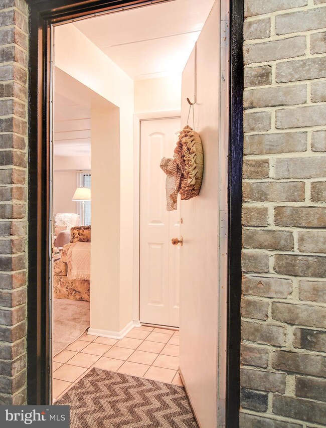 5388 Smooth Meadow Way, Columbia, MD 21044 - photo 2