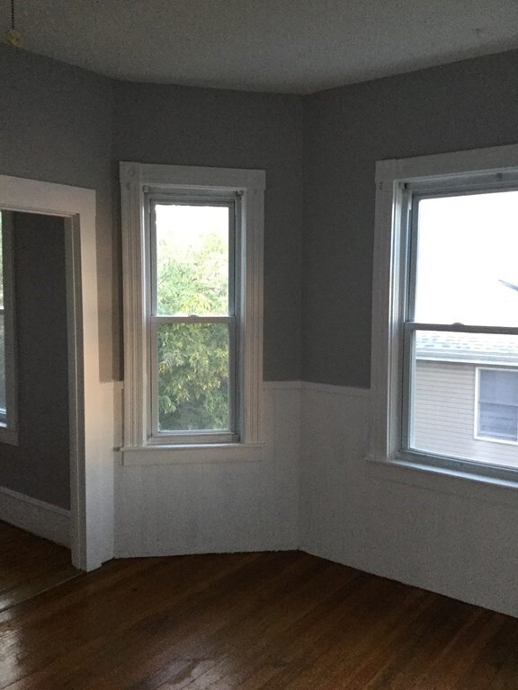 263 Fountain St unit 3, Fall River, MA 02721 - photo 2