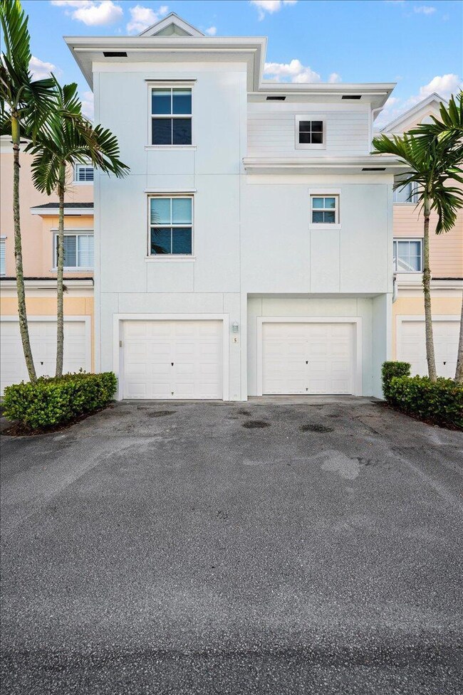 156 Aragon Way unit 105, Jupiter, FL 33458 - photo 4