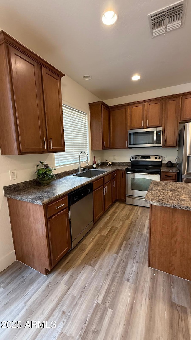 1940 N 77th Glen, Phoenix, AZ 85035 - photo 3