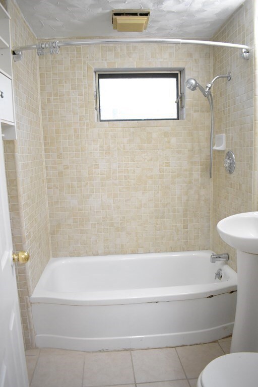 495 Summer St unit 1, Brockton, MA 02302 - photo 6