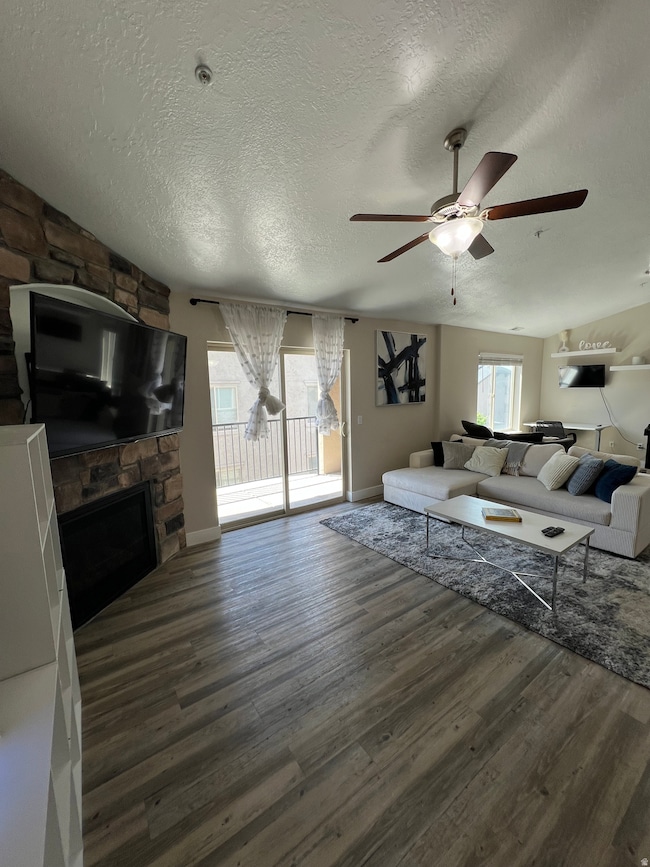 1045 S 1700 W unit 1232, Payson, UT 84651 - photo 3