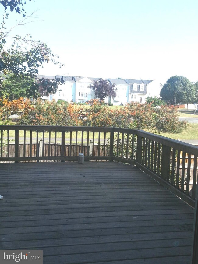 13950 Big Yankee Ln, Centreville, VA 20121 - photo 4