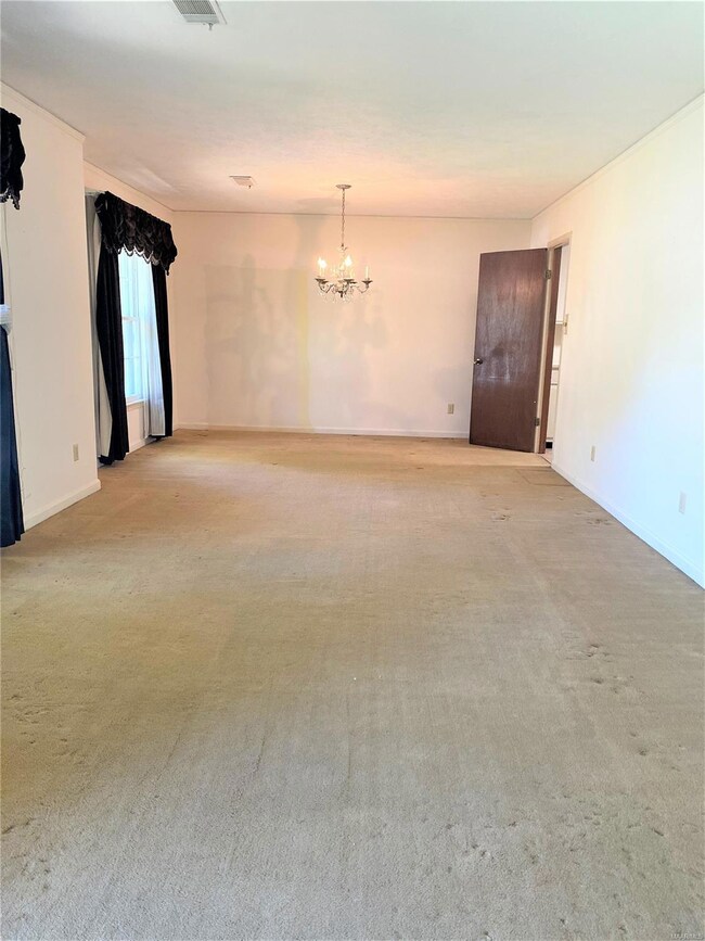 Formal living room/dining room or a flex room