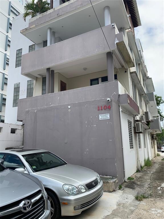 1104 Calle Piccioni unit 2, San Juan, PR 00907 - photo 2