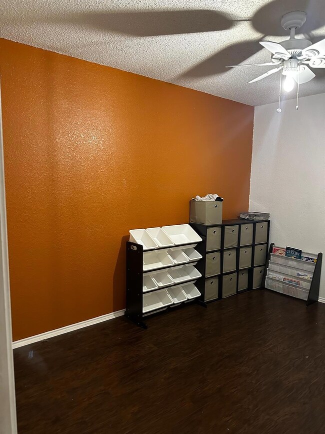 107 Thomas St, Joshua, TX 76058 - photo 6