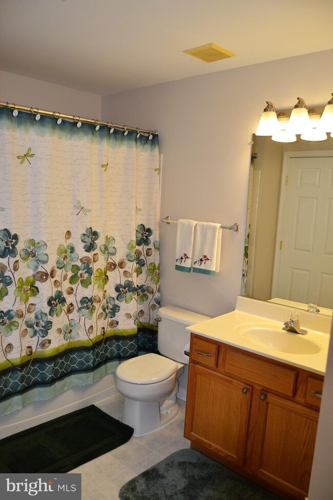9060 Gracious End Ct unit 104, Columbia, MD 21046 - photo 5