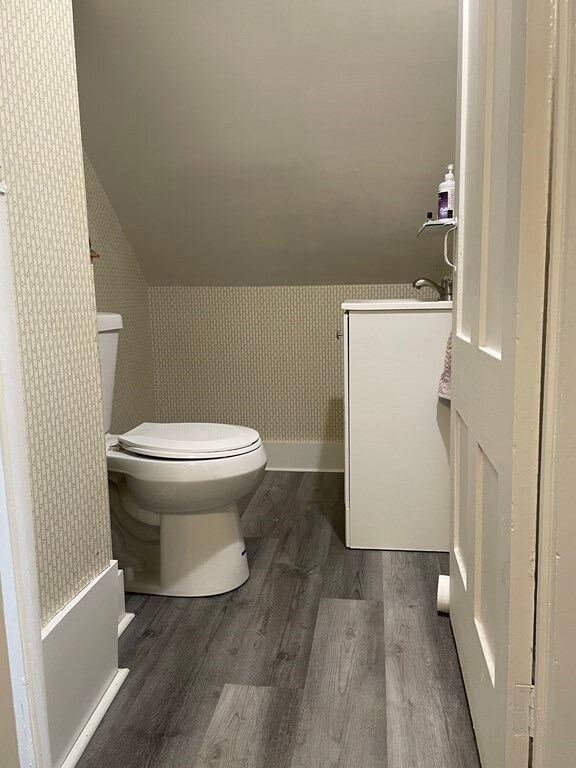 295 Sanborn St, Fitchburg, MA 01420 - photo 6