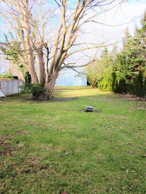 305 Turner Rd, Middletown, RI 02842 - photo 6