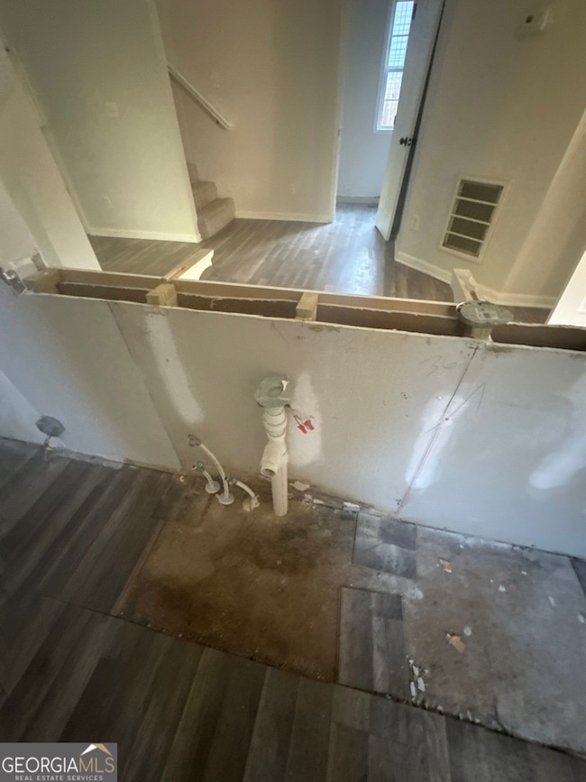 2548 Bellview Ave NW, Atlanta, GA 30318 - photo 6