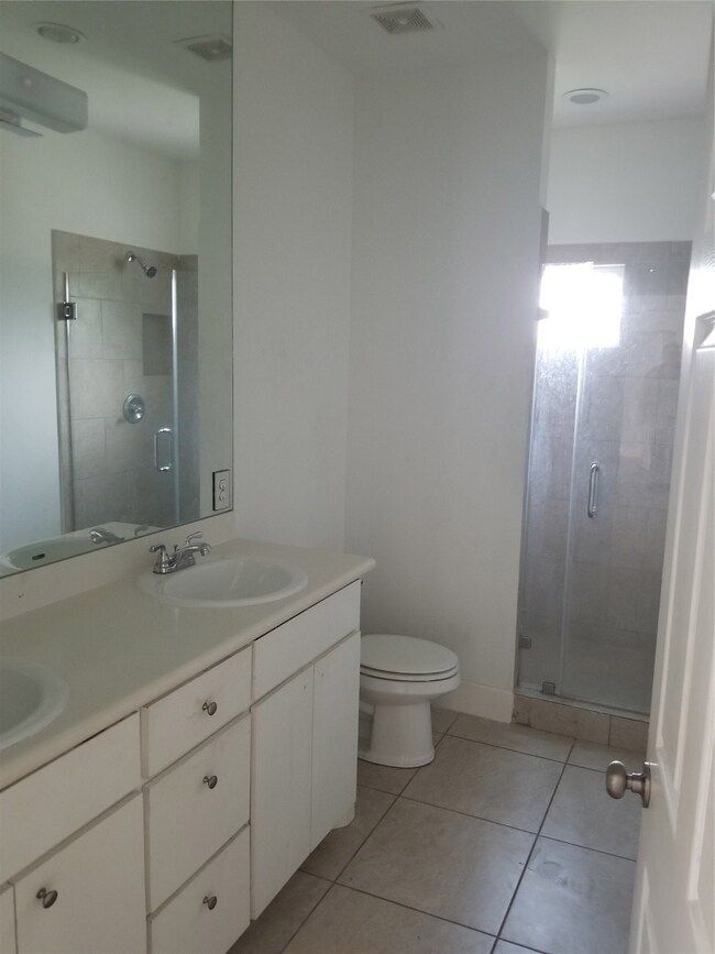 2528 Bennington St unit 2528, Houston, TX 77093 - photo 6