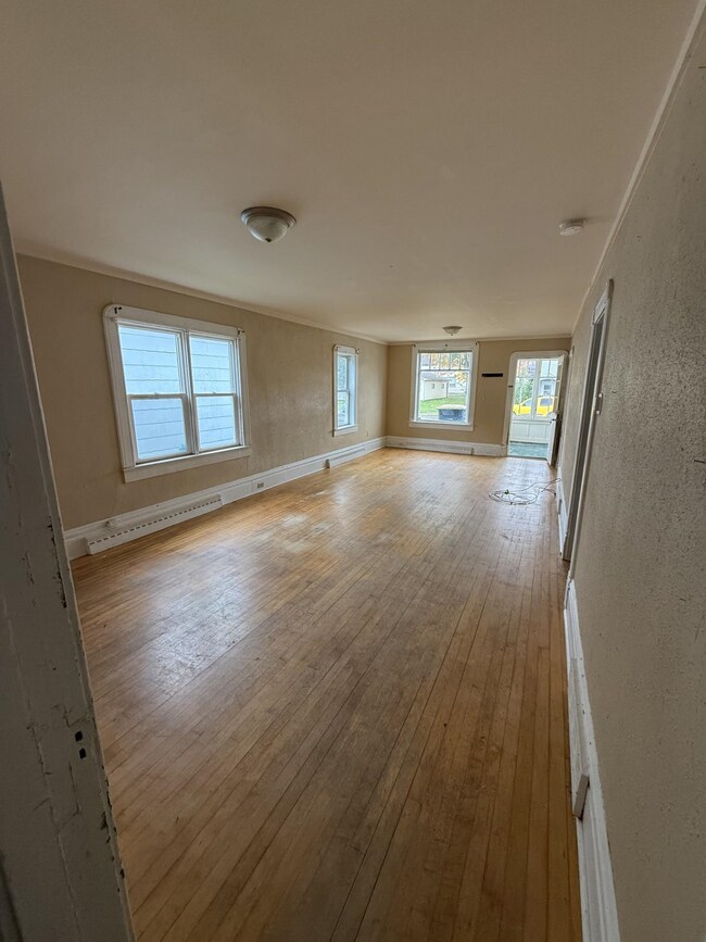 417 3rd St E, Ashland, WI 54806 - photo 2