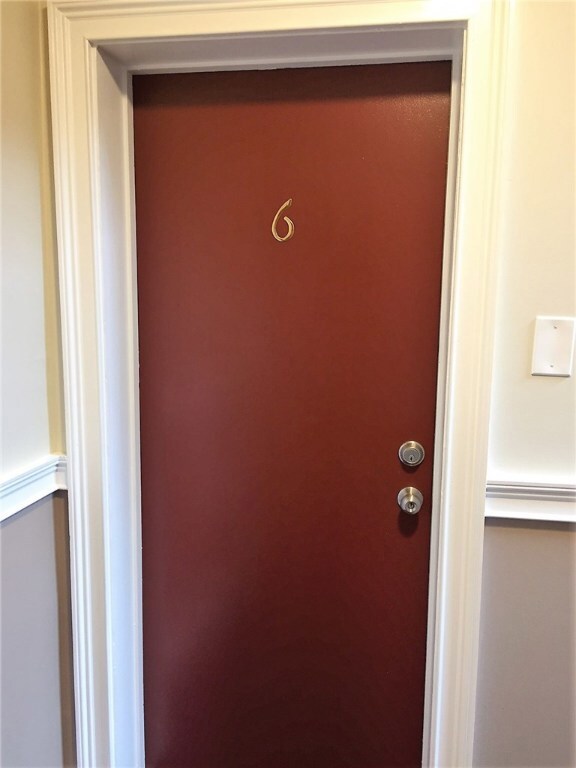 3940 Post Rd unit 6, Warwick, RI 02886 - photo 5