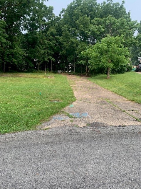 317 Pinevue Dr, Monroeville, PA 15146 - photo 3