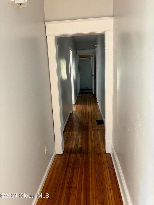 23 Magnolia Terrace unit 1, Albany, NY 12209 - photo 5