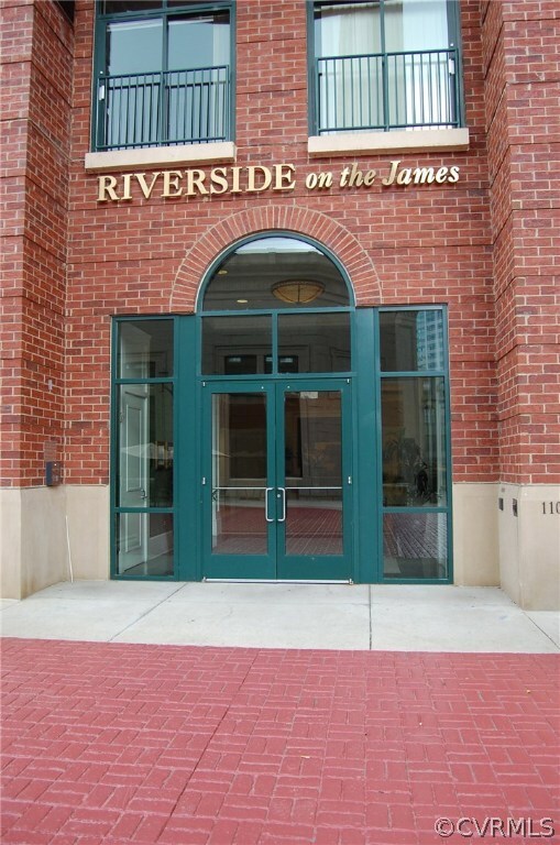 Entrance to the condo building from the plaza.