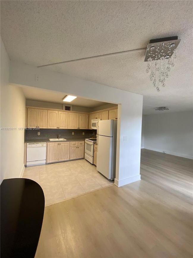 1903 Bermuda Cir unit D2, Coconut Creek, FL 33066 - photo 2