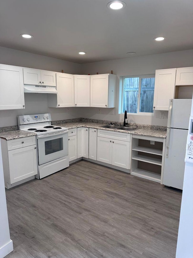 454 Colin Kelly Dr, Roseville, CA 95747 - photo 2