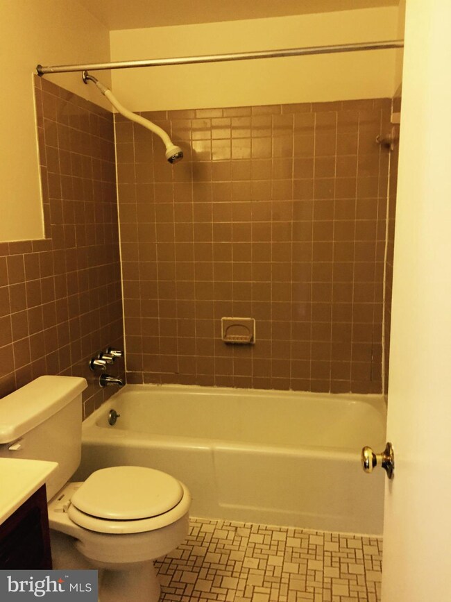 7044 Carroll Ave unit 1, Takoma Park, MD 20912 - photo 5