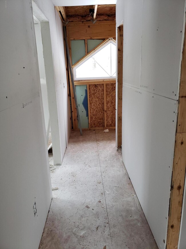 8877 8th Ave, Bitely, MI 49309 - photo 4