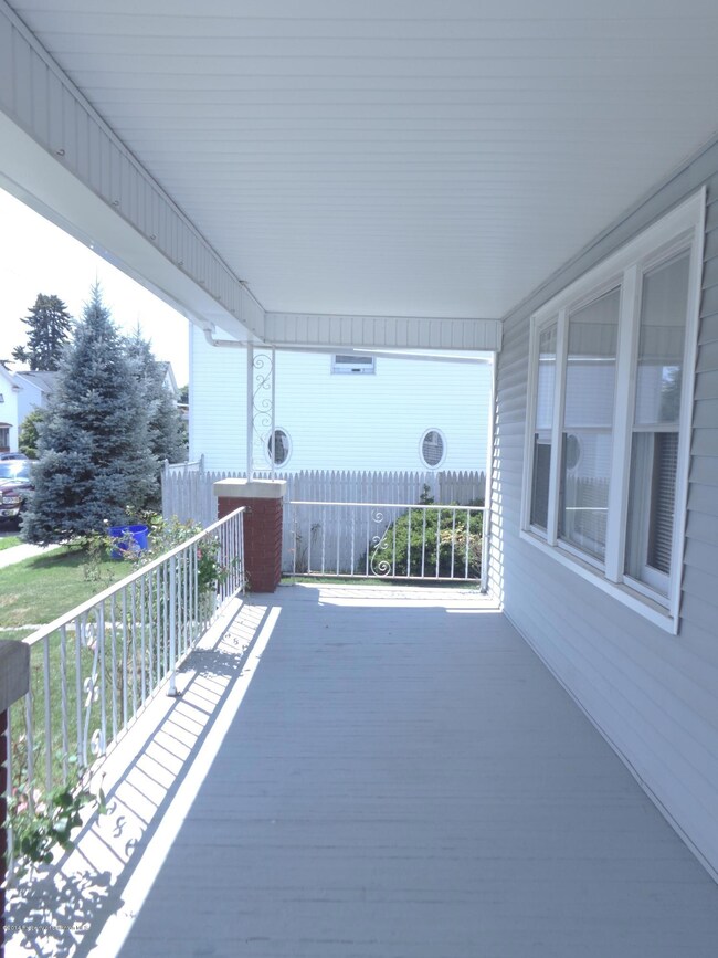 523 N Sumner Ave, Scranton, PA 18504 - photo 7