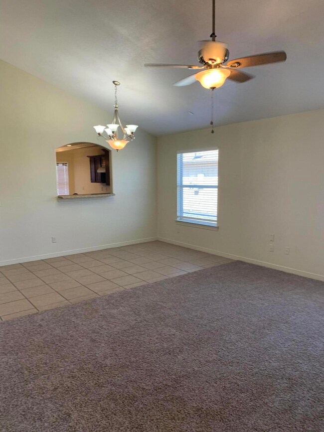 14472 Antwerp Dr, Horizon City, TX 79928 - photo 5