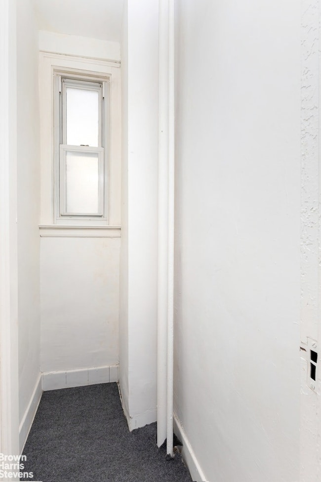 27 W 55th St unit 44, New York, NY 10019 - photo 5