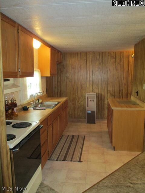 5715 Furnace Rd, Conneaut, OH 44030 - photo 2
