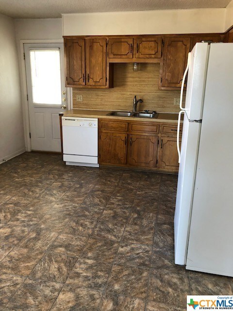 103 White Wing Cir unit C & D, Copperas Cove, TX 76522 - photo 3