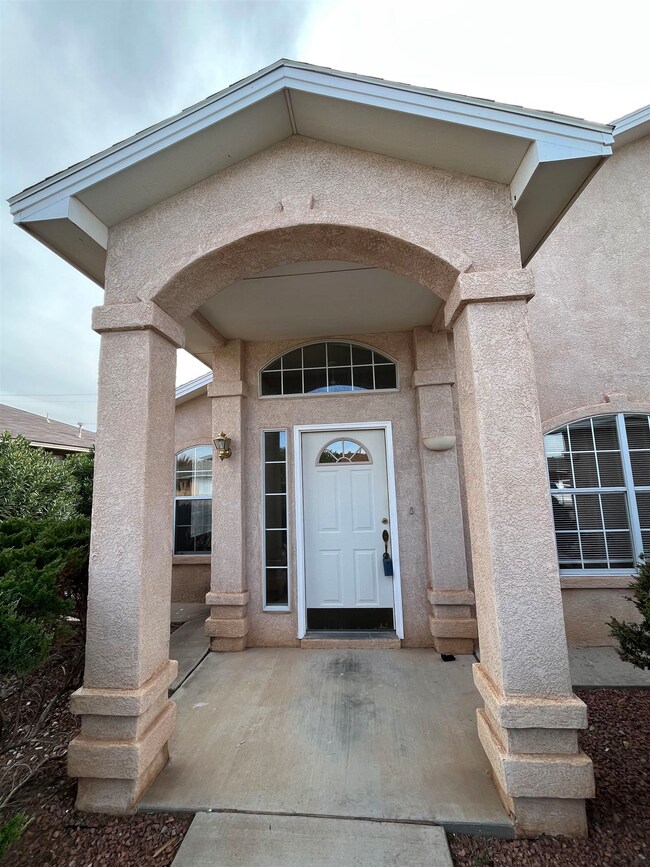 838 Mimosa Ave, Alamogordo, NM 88310 - photo 2