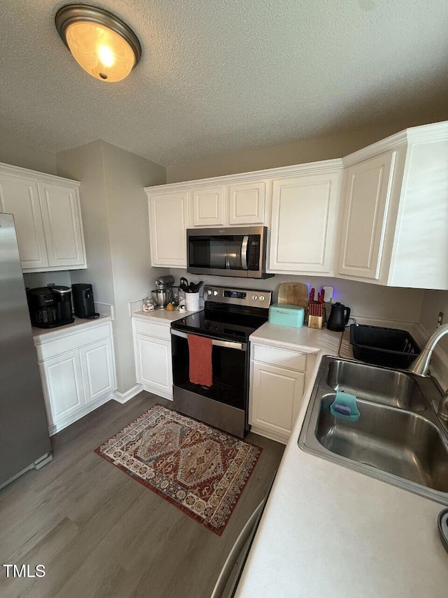 125 Temple St, Four Oaks, NC 27524 - photo 2