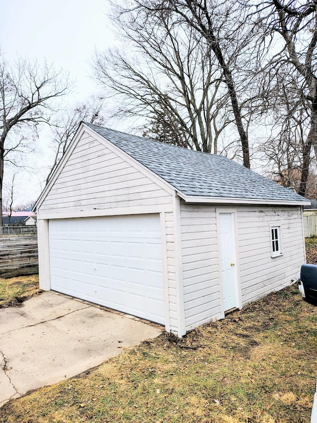 717 Vernon Ave, Beloit, WI 53511 - photo 5