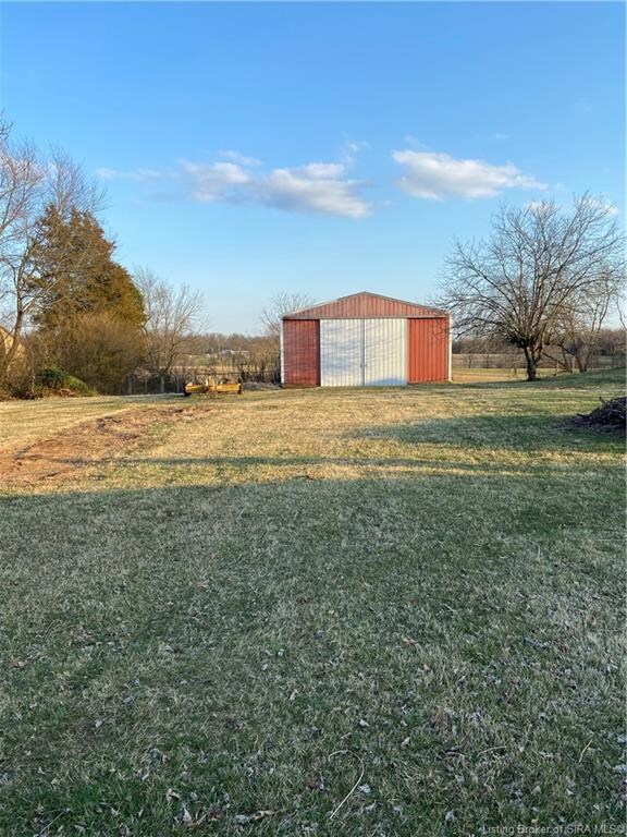 60x30 pole barn