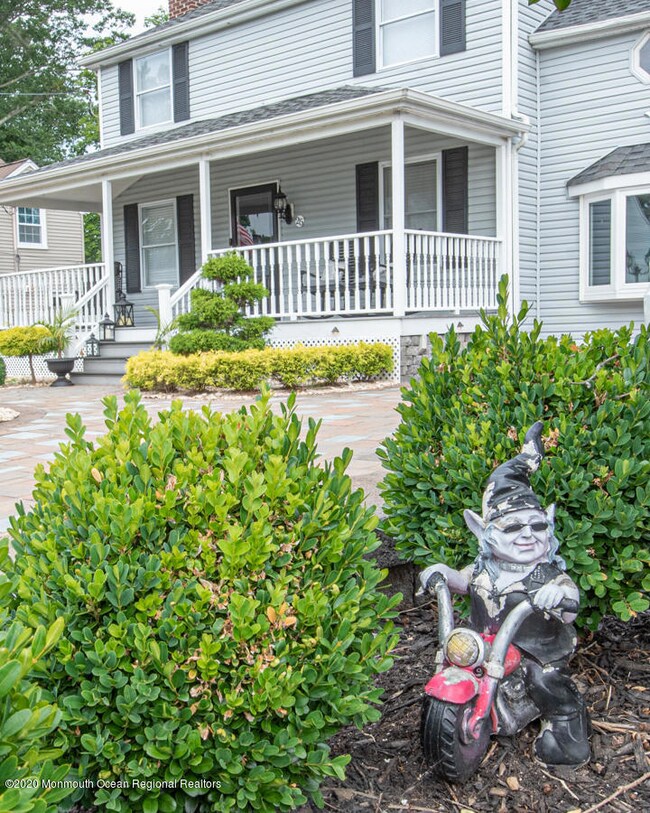 25 Weldon Rd, Matawan, NJ 07747 - photo 4