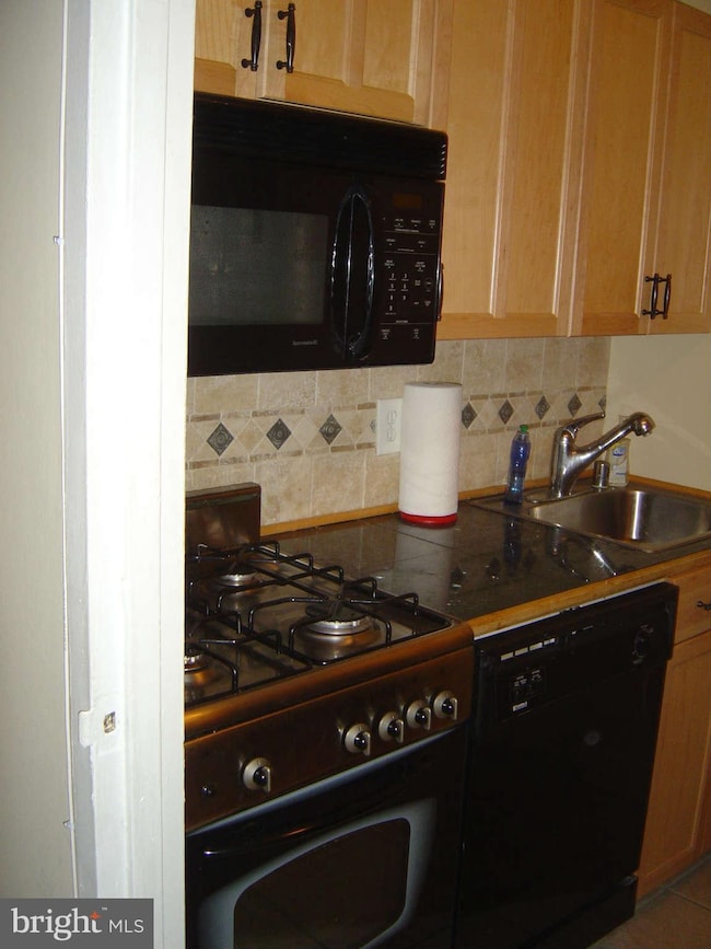 1121 Arlington Blvd unit 308, Arlington, VA 22209 - photo 3